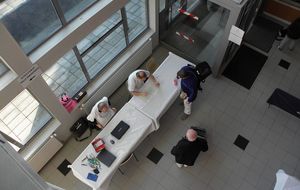 Ça ne se bouscule pas au greffe