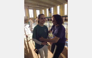 La coach tente une technique de relaxation