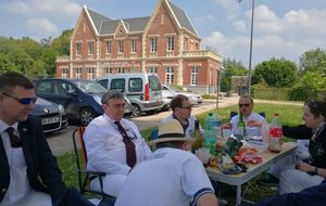 Restauration près de la gare