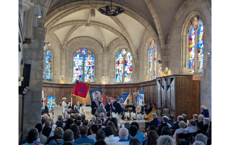 Adoubement et remise des dagues d'Archer
